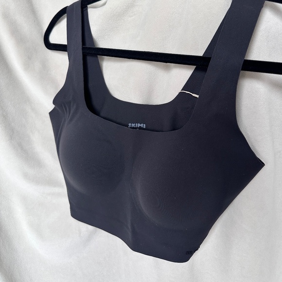 Skim's NAKED SCOOP LONGLINE BRA -Medium - Picture 1 of 2